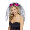 Závoj s rohy